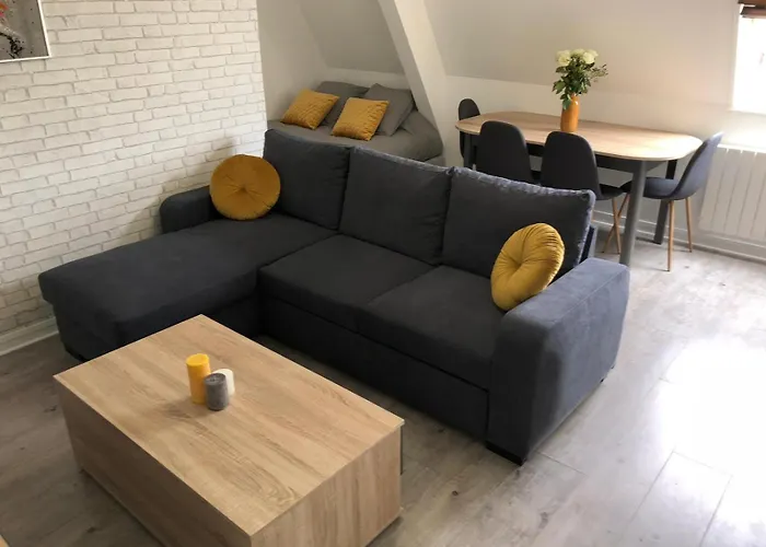 4Couchages/Piscine/Tennis/Plage