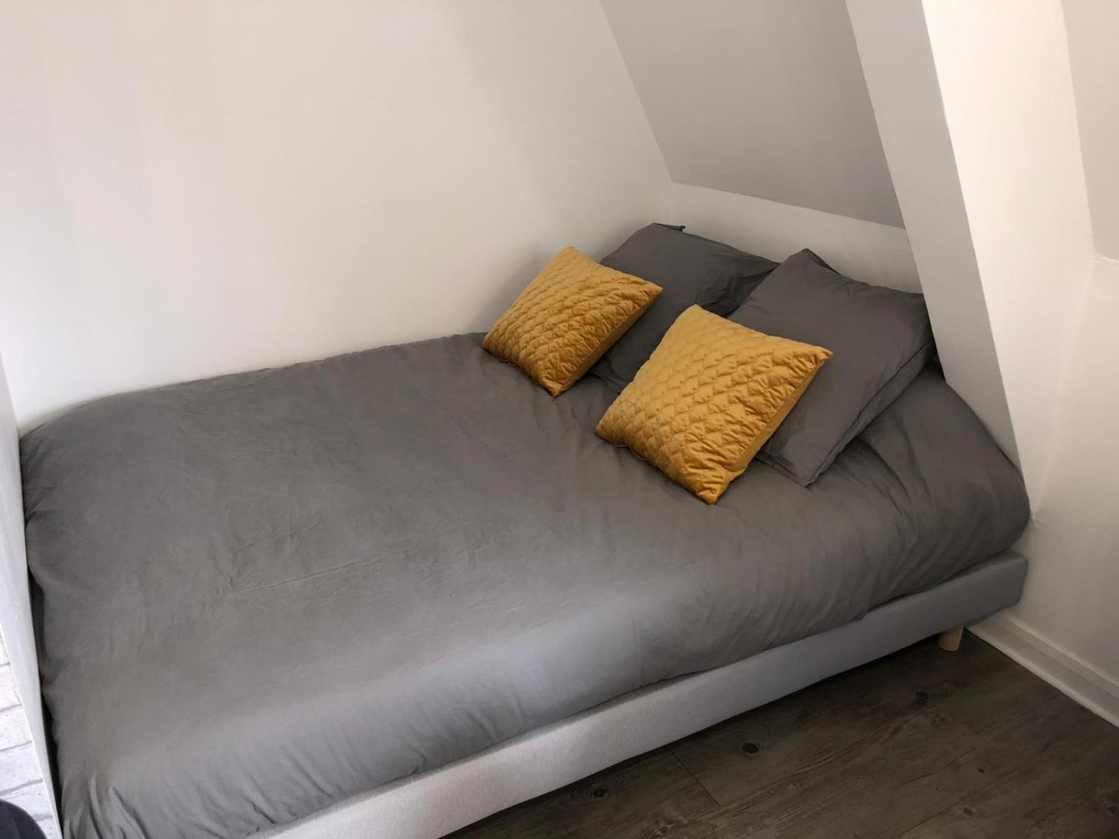 4couchages/piscine/tennis/plage * Deauville