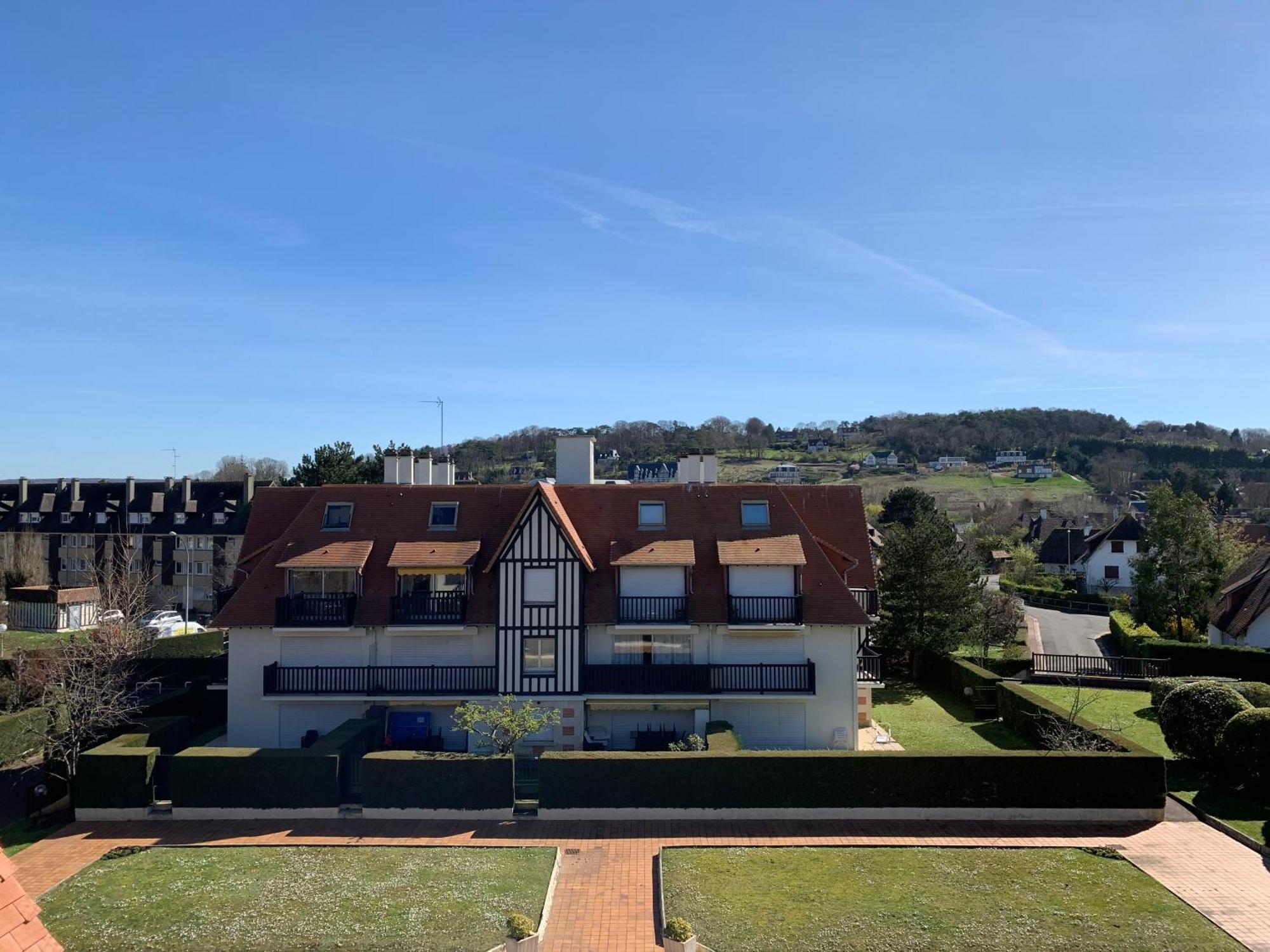Apartment 4couchages/piscine/tennis/plage *